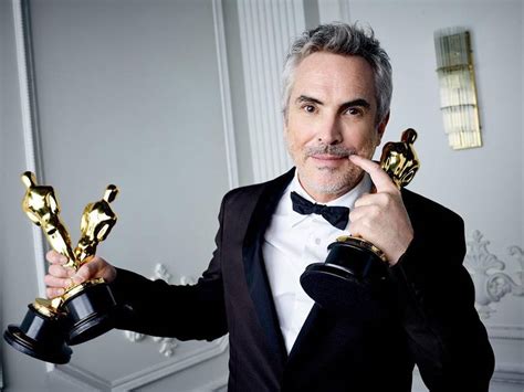 Alfonso Cuarón: Görsel Şölenlerin ve Derin Hikayelerin Ustası